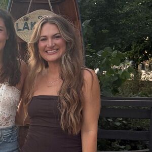 Meet your Posher, Brianne